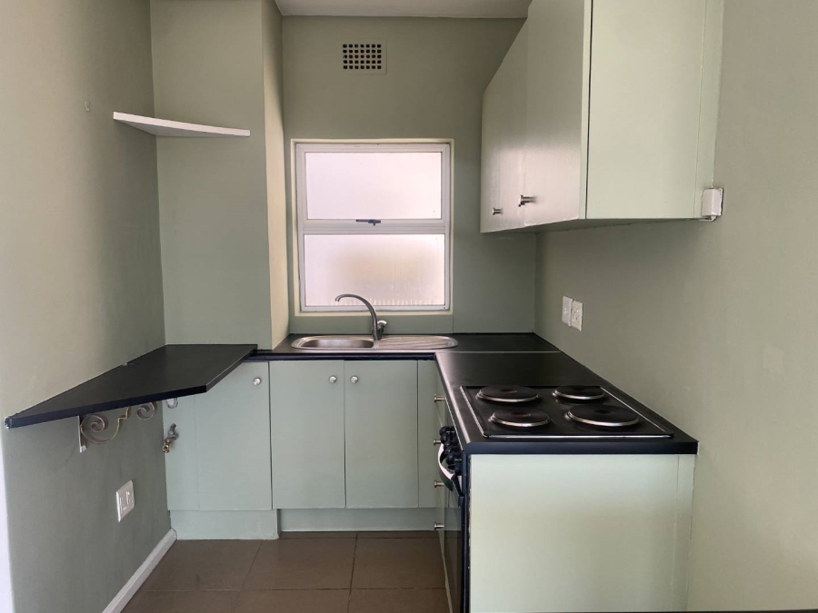 To Let 2 Bedroom Property for Rent in Sea Point Western Cape